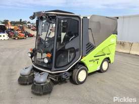 2014 Tennant 636HS Green Machine - picture0' - Click to enlarge