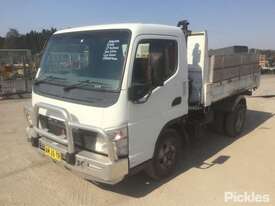 2006 Mitsubishi Canter FE84 - picture2' - Click to enlarge