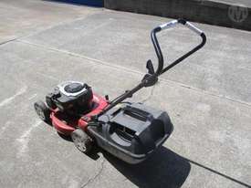 Victa Pace 18inch Mower - picture1' - Click to enlarge