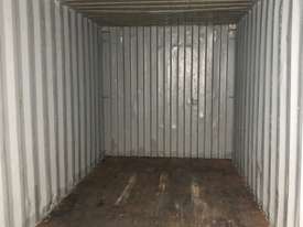 20 FOOT CONTAINER - picture1' - Click to enlarge
