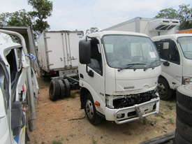 2016 Hino Dutro  Wrecking Stock #1727 - picture1' - Click to enlarge