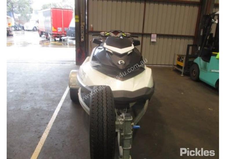 caption 2016 Seadoo