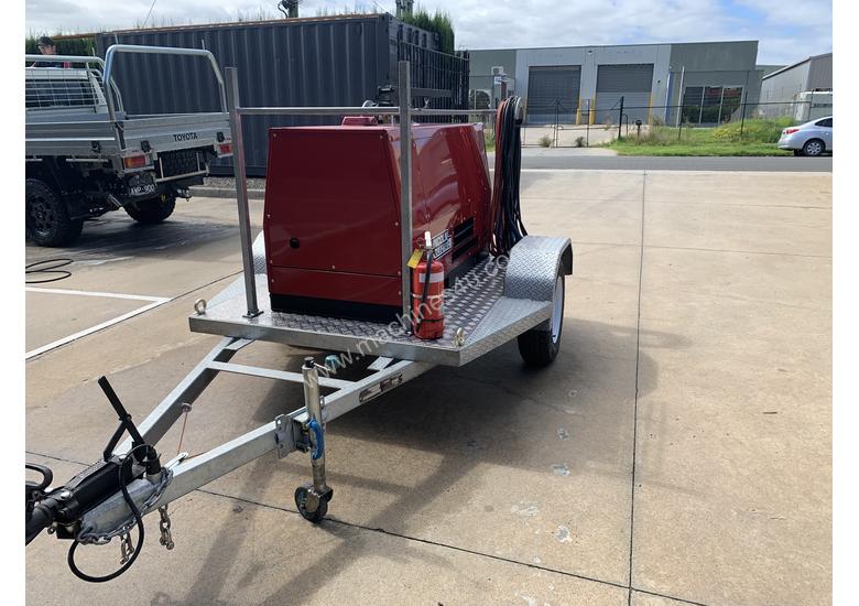caption Lincoln Electric Weldanpower 350+ Welder and generator 3 phase. Trailer Included
