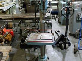 Arboga GL 2508 Geared Head Pedestal Drilling Machine - picture0' - Click to enlarge