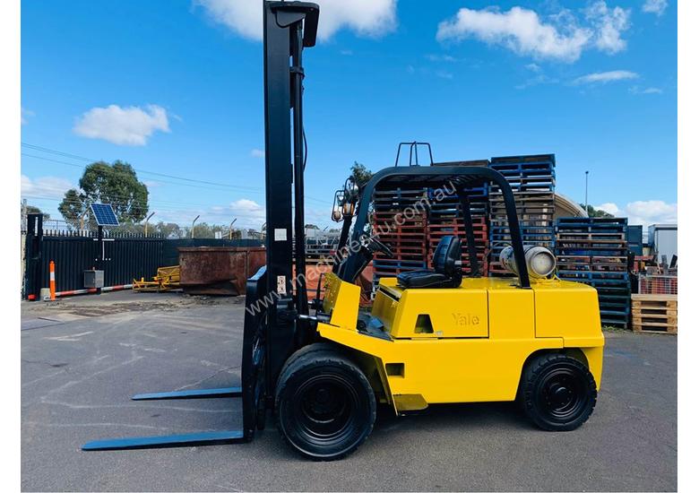 Used yale YALE 4T FORK LIFT LPG WIDE MAST FORKLIFT 5 5m High 4000kg