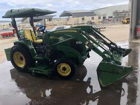 John Deere 3720 (plus 60