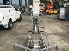 Used Genie Duct Lift Sydney - picture2' - Click to enlarge