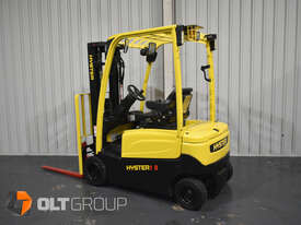 Hyster J1.8XN Electric Forklift 4 Wheel Battery Electric Very Low Hours Container Mast Sideshift - picture0' - Click to enlarge