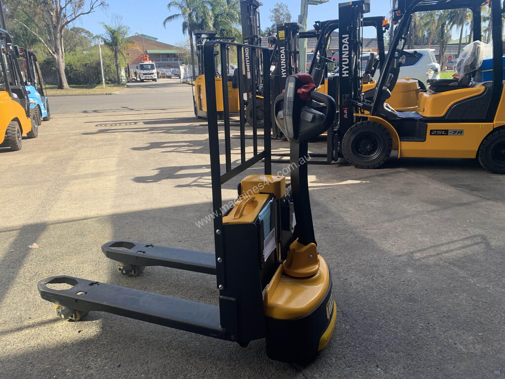 New 2019 hyundai 20LPT Powered Pallet Trucks in MINCHINBURY, NSW
