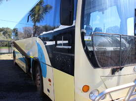 Daewoo 2008 BH117 Coach - picture1' - Click to enlarge
