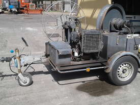 3kn / 10kn fibre capstan winch , diesel , rope recovery - picture2' - Click to enlarge