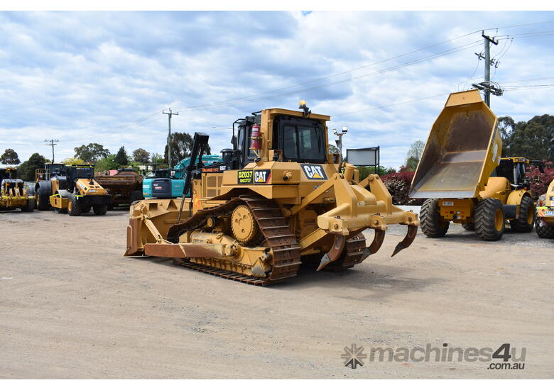 Used 2008 Caterpillar D6T XL Dozer in , Listed on Machines4u