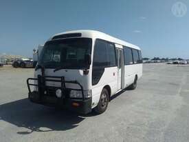 Toyota Coaster XZB50R BASE - picture1' - Click to enlarge