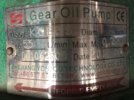 Gear Oil Pumps (55l/m) suitable for transporting liquids without solid particles or fibres - picture0' - Click to enlarge
