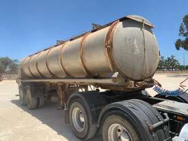 Trailer Tanker Water Tanker Hydraulic Pump 16000L SN880 MM3336 - picture0' - Click to enlarge