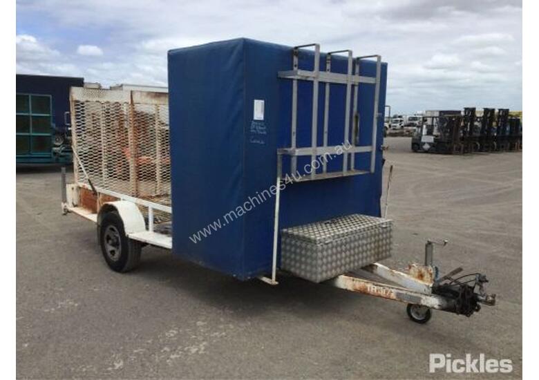 caption 2007 Classic Trailers