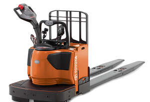 Toyota 8410 Electric Pallet Jack