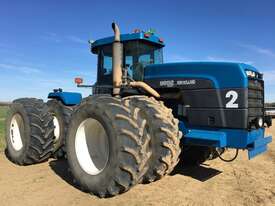 New Holland 9882 4wd Tractors - picture0' - Click to enlarge