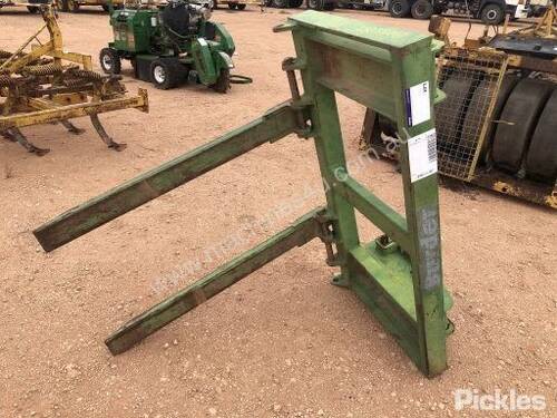 Burder Forklift/Tractor Tynes, Green,