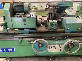 SMTW Cylindrical grinder - picture0' - Click to enlarge