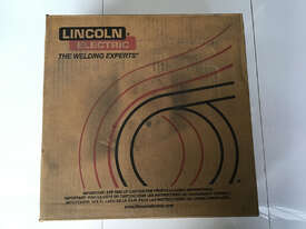 Lincoln Electric Flux-Cored MiG Wire - Gas-Shielded Pipeliner G70M - picture0' - Click to enlarge