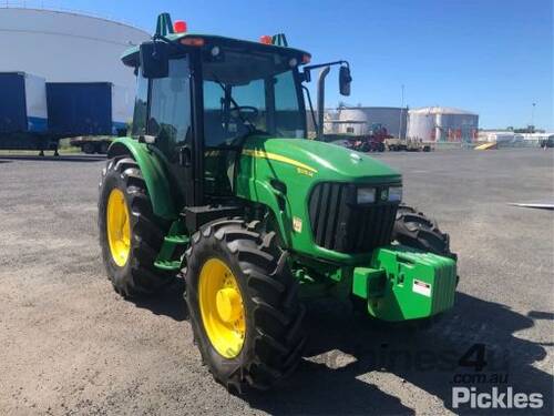 2010 John Deere 5075M