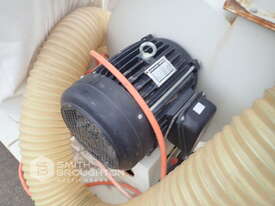 3 PHASE DUST EXTRACTOR - picture2' - Click to enlarge