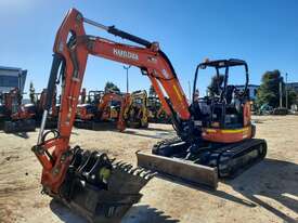 2017 KUBOTA U55-4 5.5T EXCAVATOR WITH 1420 HOURS, QC HITCH AND BUCKETS - picture1' - Click to enlarge