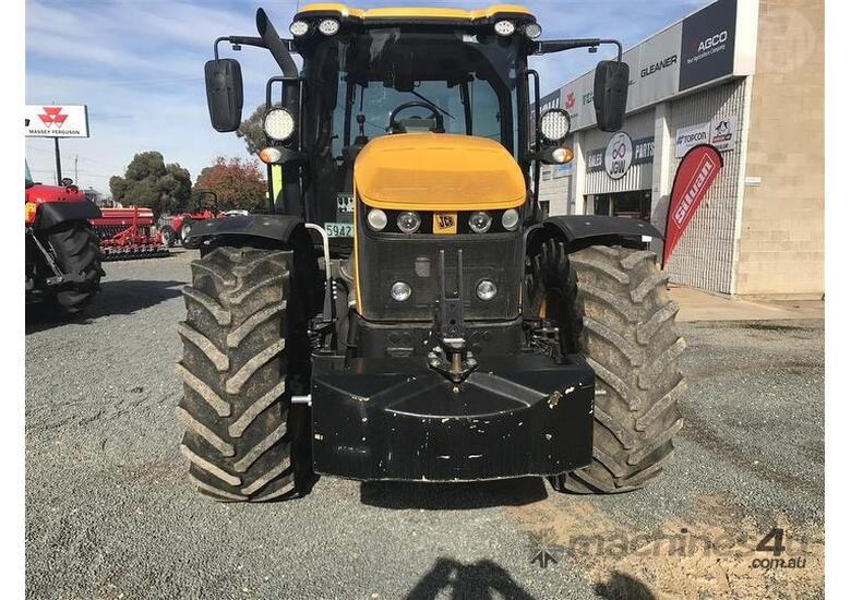 Used jcb JCB 4220 Fastrac Tractors in , Listed on Machines4u