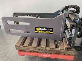 Forklift Bale Clamp -White System - picture0' - Click to enlarge