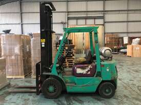 Second Hand ForkLift - picture0' - Click to enlarge