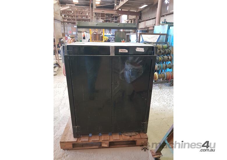 Laboratory equipment