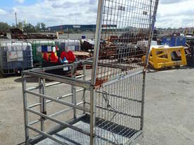 EAST WEST ENGINEERING FORKLIFT SAFETY CAGE - picture2' - Click to enlarge