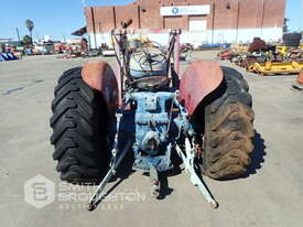 FORDSON 4X2 TRACTOR - picture1' - Click to enlarge