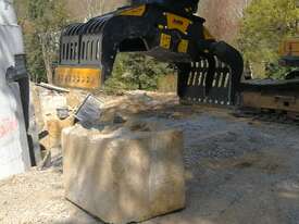 Excavator grab MB-G1000 S4 - picture1' - Click to enlarge