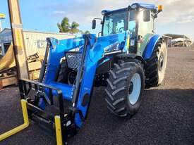 2021 New Holland TD5.110 FEL - picture0' - Click to enlarge