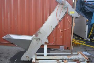 stainless plastic link conveyor lifter elevator plastic belt food grade