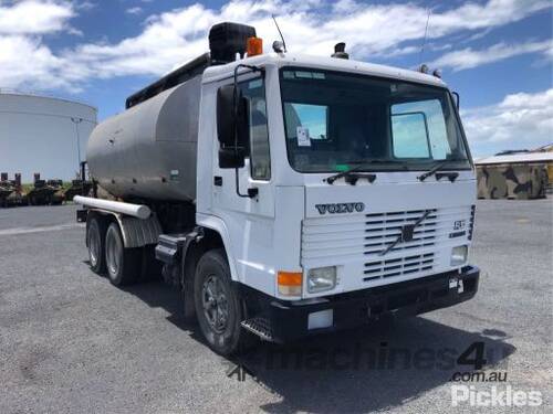 1997 Volvo FL10