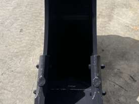 GP450MM WIDE BUCKET 26 TONNE SYDNEY BUCKETS - picture0' - Click to enlarge