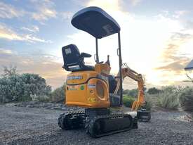 XN12-9 Rhino Excavator - picture2' - Click to enlarge