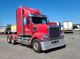 Freightliner Coronado - picture0' - Click to enlarge