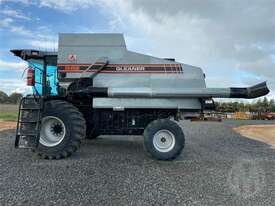 AGCO R62 Gleaner - picture2' - Click to enlarge