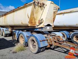 2005 HOWARD PORTER TRI AXLE REAR TIPPING TRAILER - picture0' - Click to enlarge