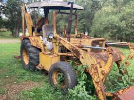 Backhoe CJD700  - picture0' - Click to enlarge