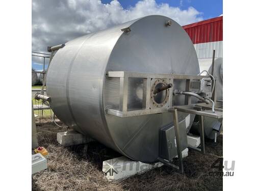 Stainless Steel Mixing Tank.