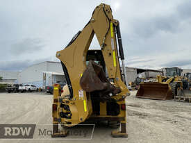 Caterpillar 432F Backhoe - picture2' - Click to enlarge