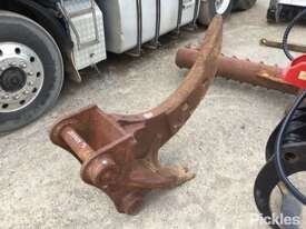 Jaws Single Tyne Irish Ripper To Suit 20-30 Ton Excavator Fitted With; 80mm Pin, 320mm Ear, 450mm Ce - picture0' - Click to enlarge