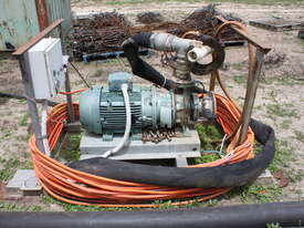 Pump on skid frame - picture0' - Click to enlarge