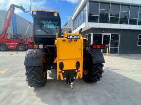 JCB532.70 Agri Super Telehandler 2020 Model 216 hours with forks, Hay Forks & GP  - picture2' - Click to enlarge