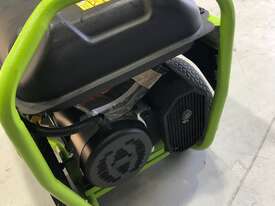 Pramac Portable Generator: 6KVA (PX8000) Petrol AVR w/ Electric Start - picture2' - Click to enlarge